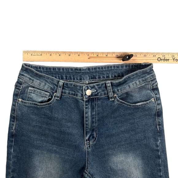 SHEIN Jeans Women's Flared Leg Classic Fit Denim Pockets Blue Size 8/10 - Picture 3 of 11